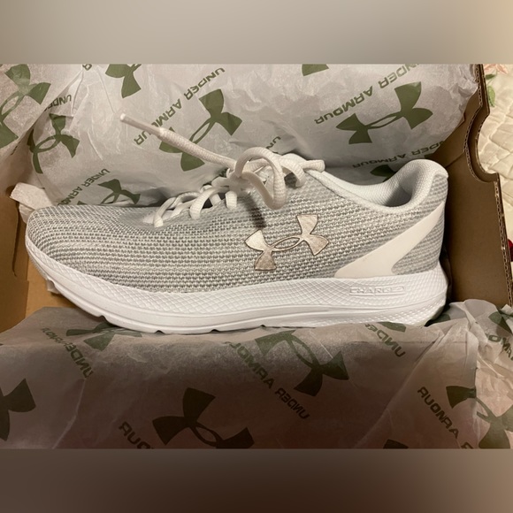 Brand new Under Armour shoes. Size 7. Gray and white. - Picture 2 of 2